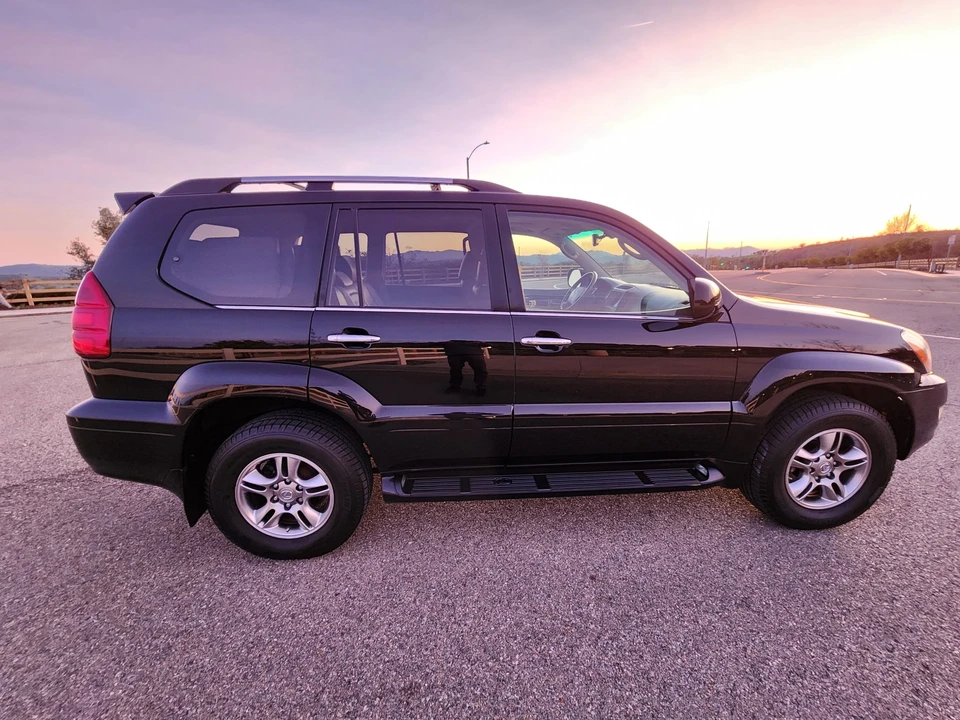 2008 Lexus GX 1st Gen - Image 13 of 31