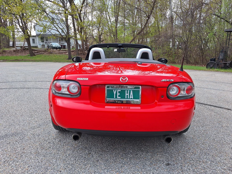 2008 Mazda NC MX-5 Miata - Image 4 of 10