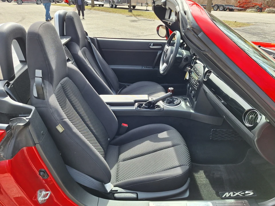 2008 Mazda NC MX-5 Miata - Image 6 of 10