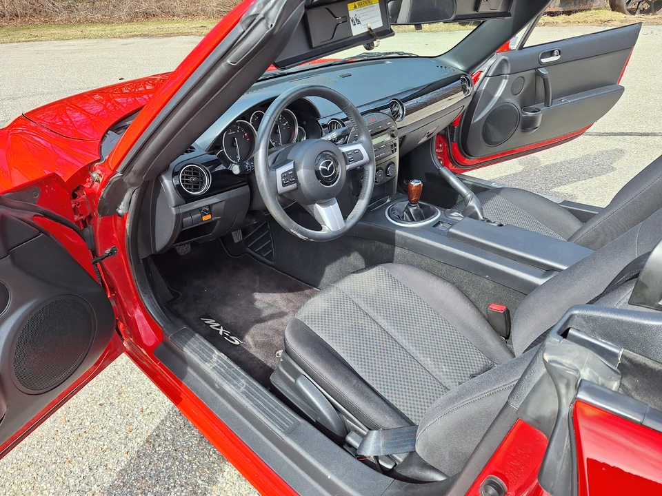 2008 Mazda NC MX-5 Miata - Image 5 of 10