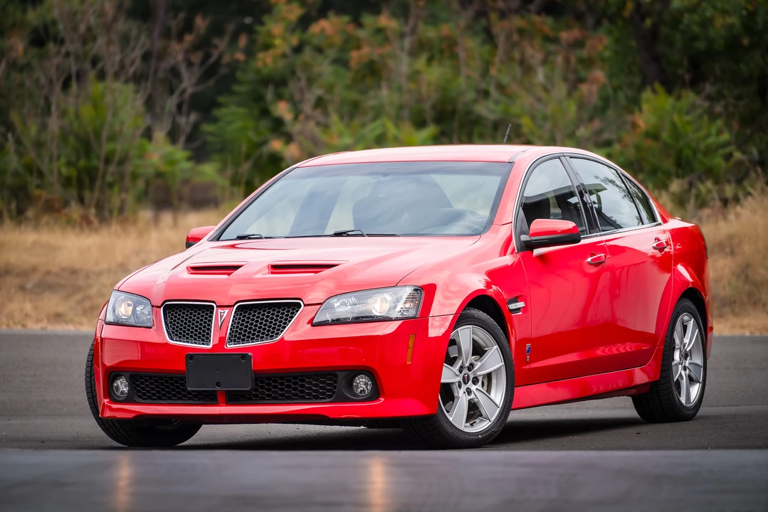 2008 Pontiac G8 - Image 2 of 31