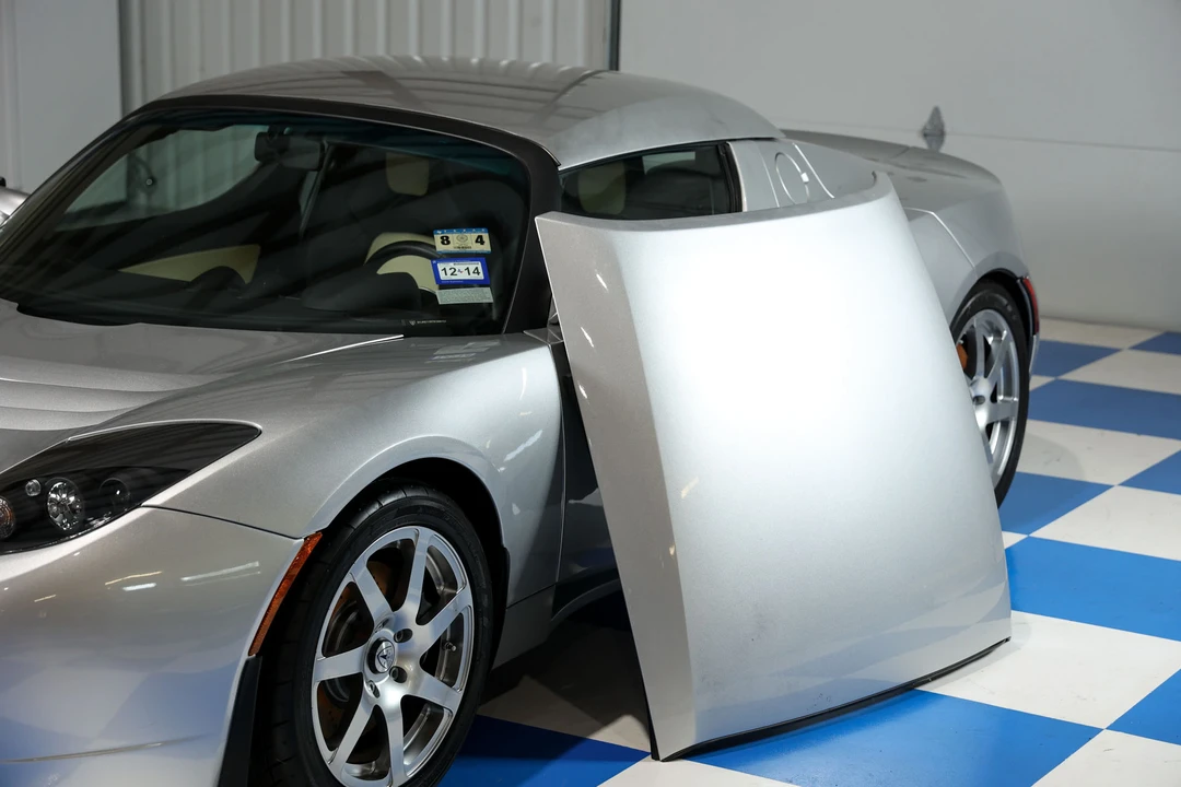 2008 Tesla Roadster - Image 20 of 31