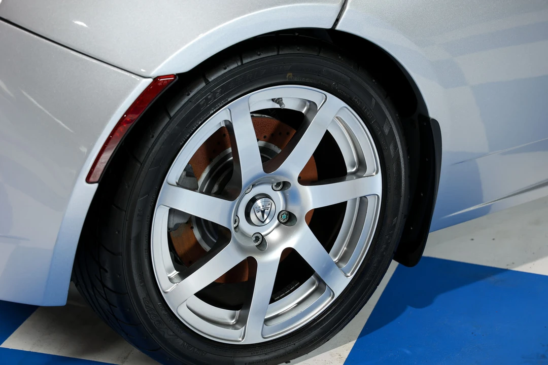 2008 Tesla Roadster - Image 6 of 31