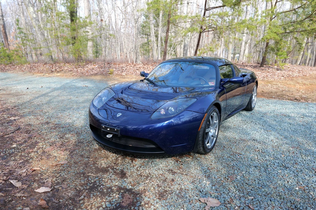 2008 Tesla Roadster - Image 8 of 31