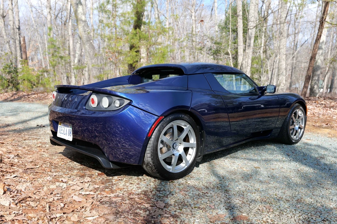 2008 Tesla Roadster - Image 29 of 31
