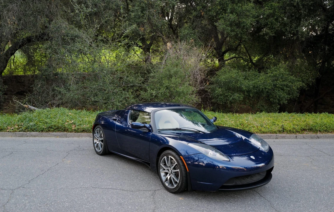 2008 Tesla Roadster - Image 2 of 31