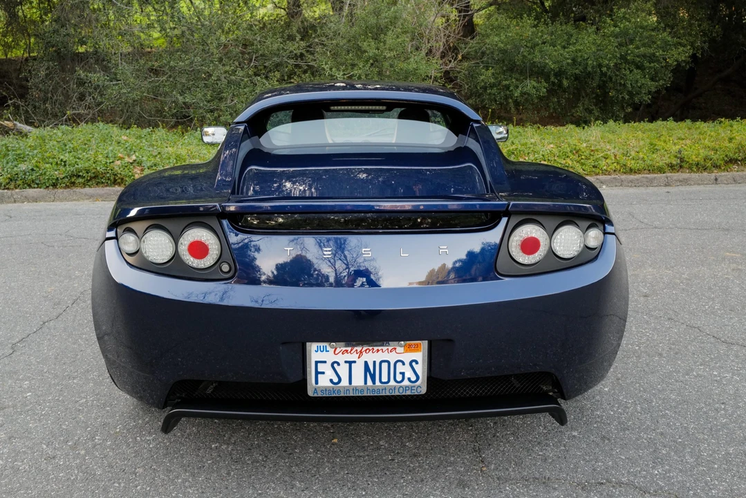 2008 Tesla Roadster - Image 9 of 31