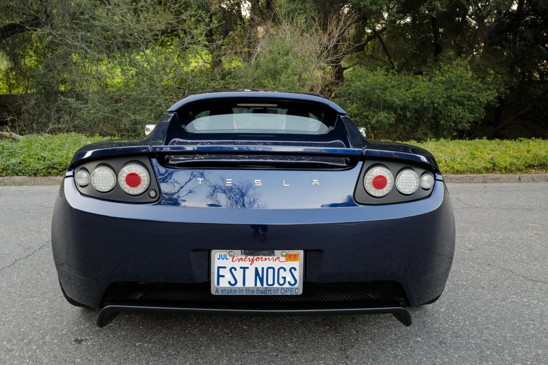 2008 Tesla Roadster - Image 10 of 31