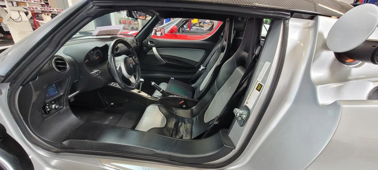 2008 Tesla Roadster - Image 30 of 31