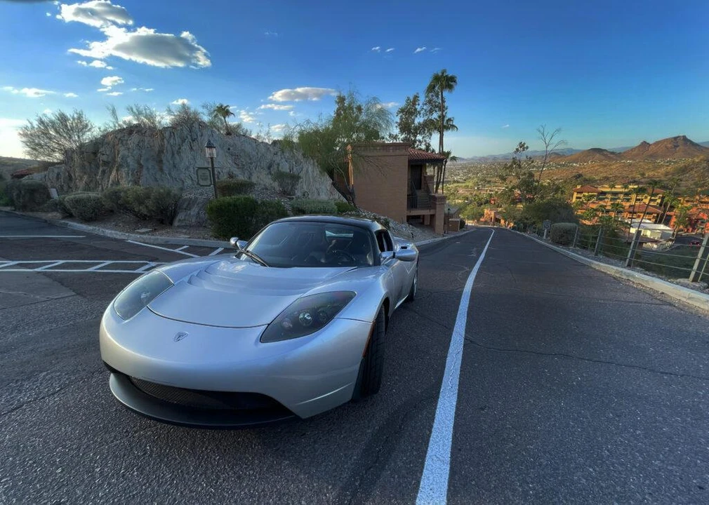 2008 Tesla Roadster - Image 13 of 31