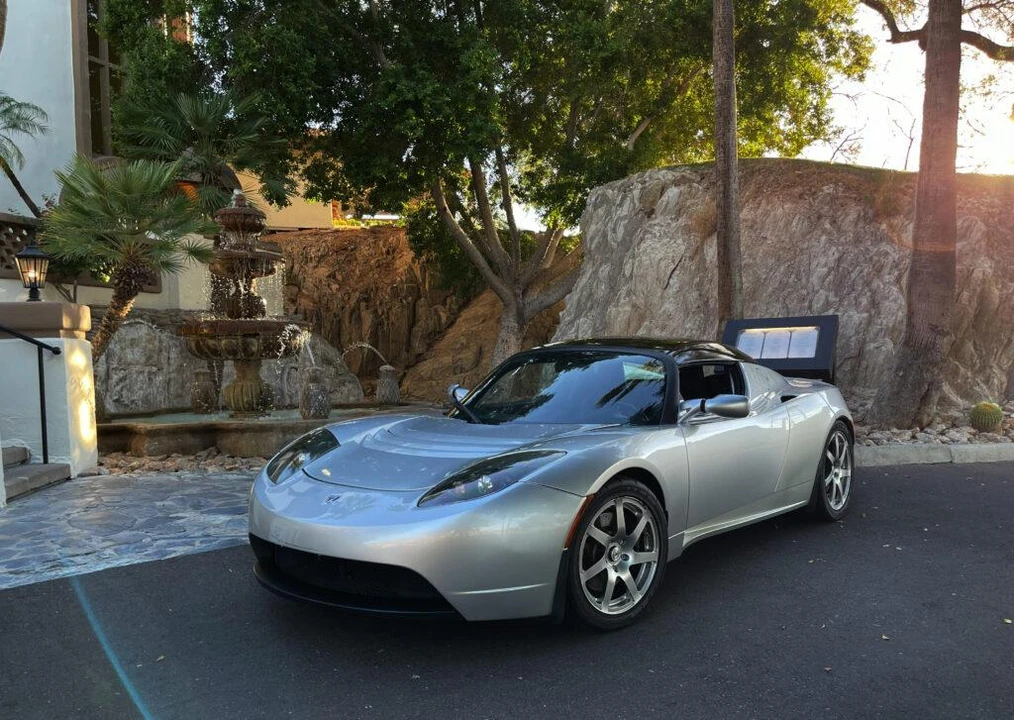 2008 Tesla Roadster - Image 16 of 31