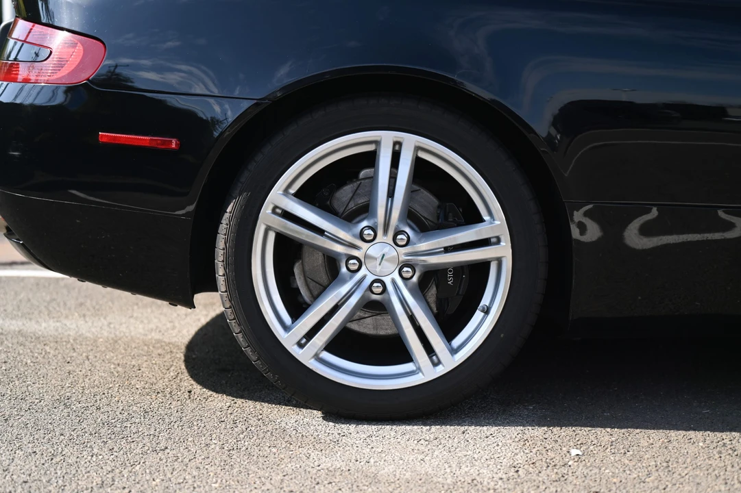 2009 Aston Martin DB9 - Image 26 of 31