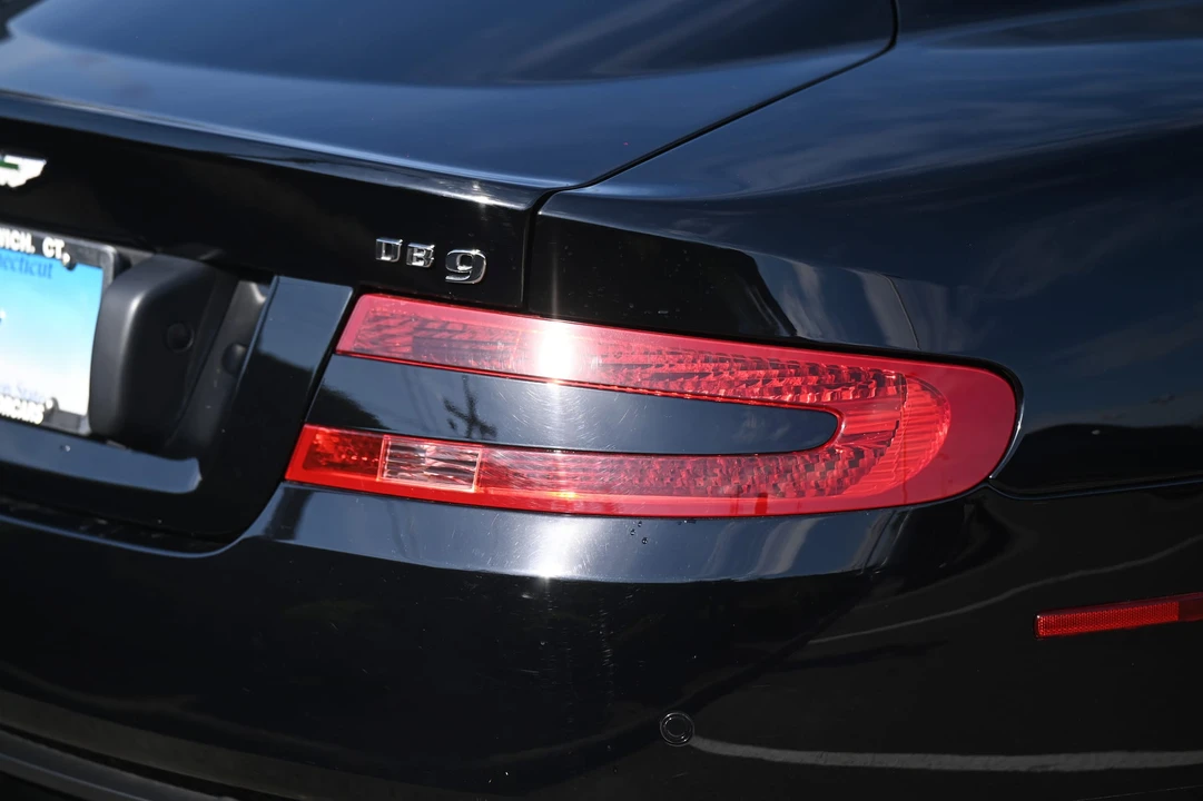 2009 Aston Martin DB9 - Image 20 of 31