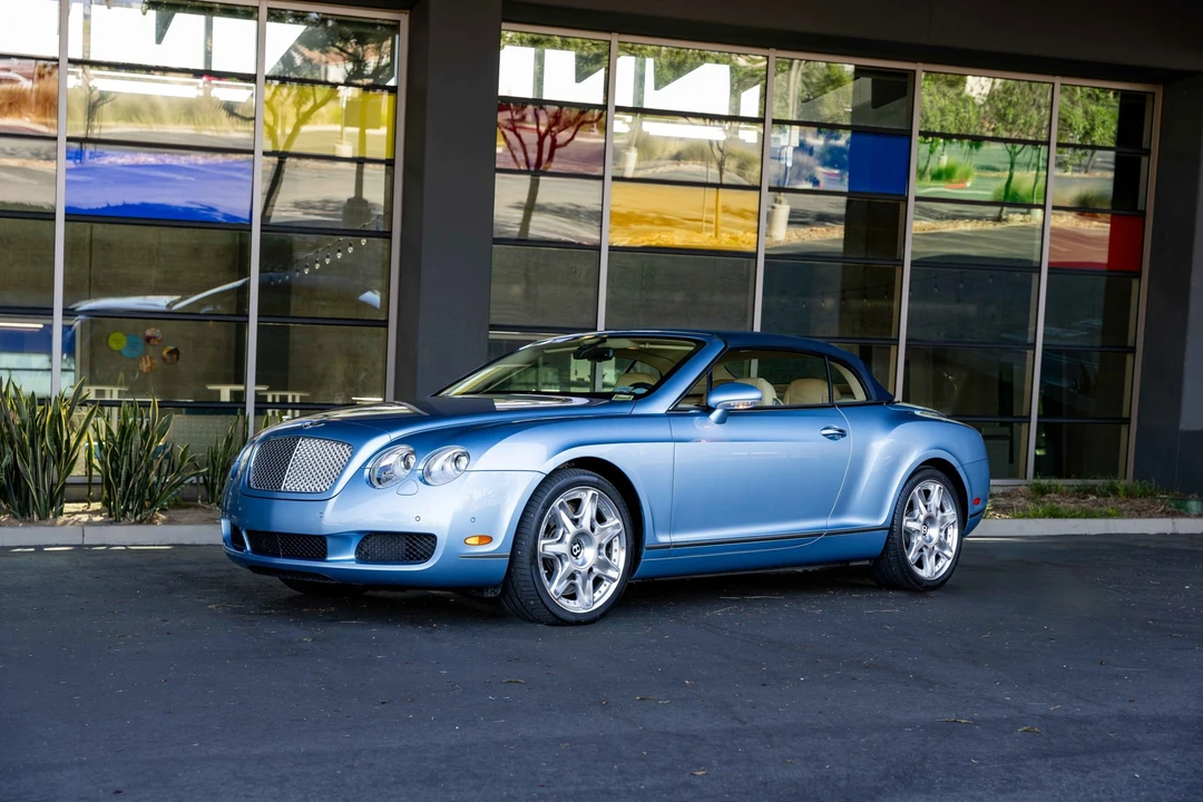 2009 Bentley Continental GTC - Image 2 of 31