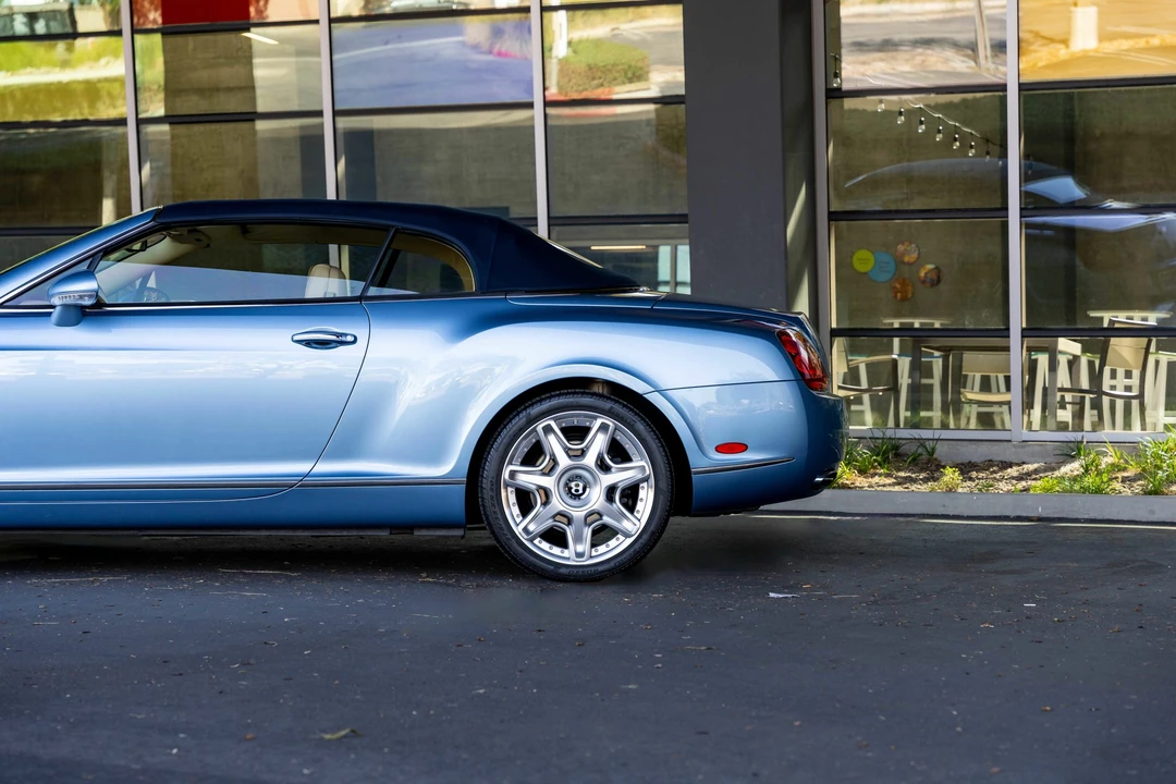 2009 Bentley Continental GTC - Image 24 of 31