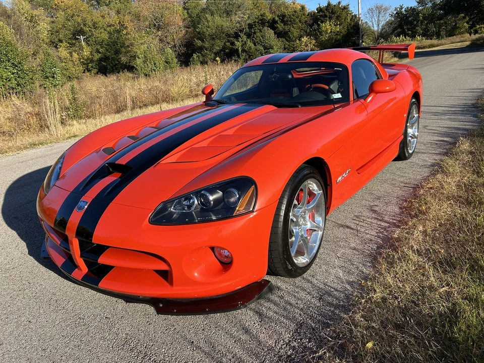 2009 Dodge Viper 4th Gen - Image 3 of 31