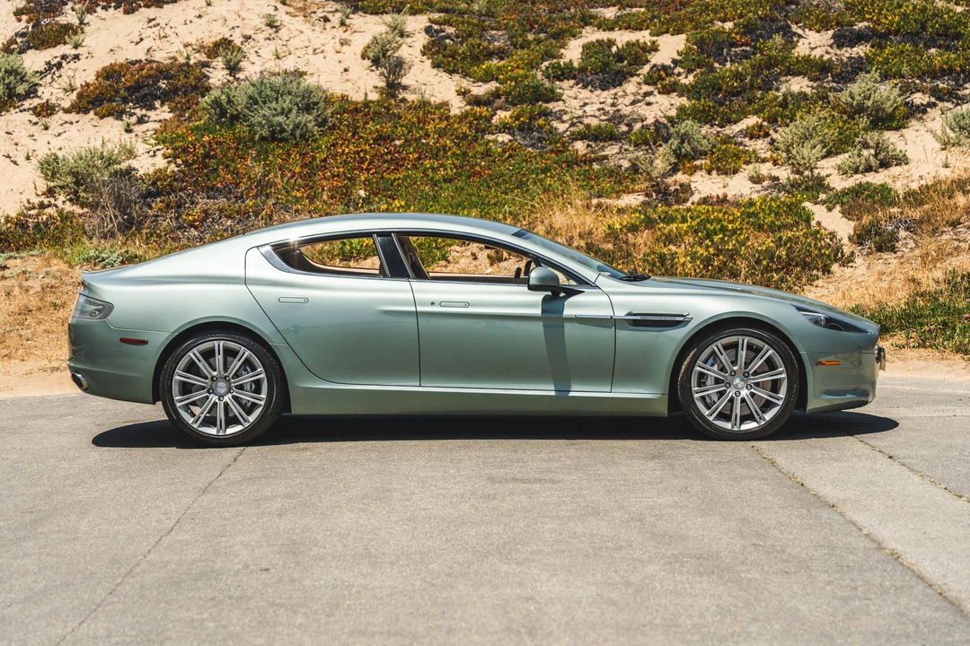 2010 Aston Martin Rapide - Image 28 of 31