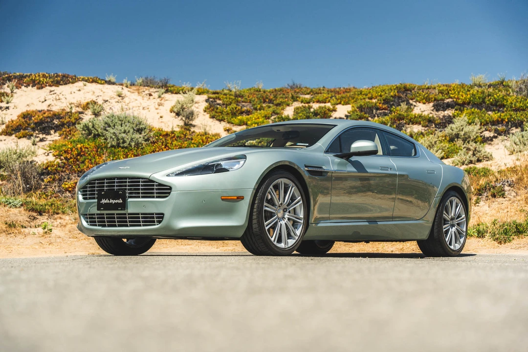 2010 Aston Martin Rapide - Image 2 of 31