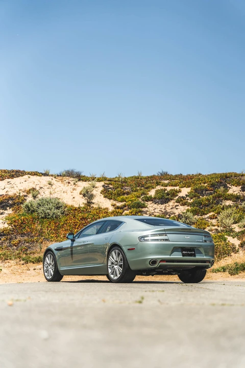 2010 Aston Martin Rapide - Image 14 of 31