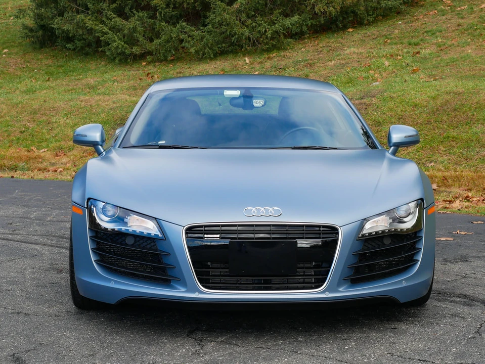 2010 Audi 42 R8 - Image 27 of 31