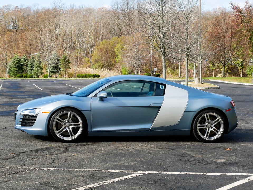 2010 Audi 42 R8 - Image 10 of 31