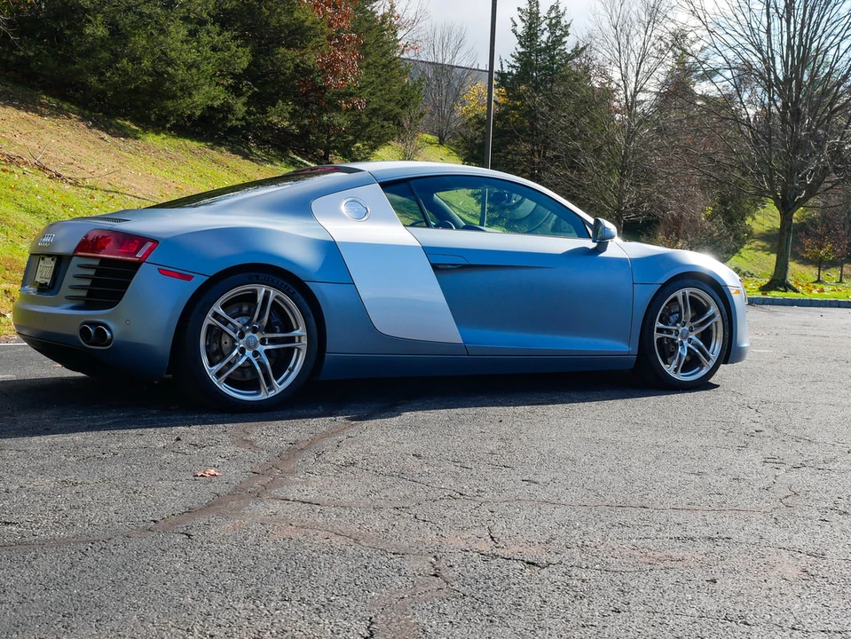 2010 Audi 42 R8 - Image 14 of 31