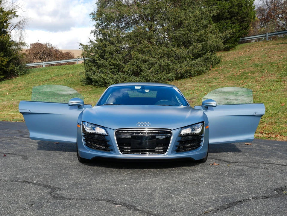 2010 Audi 42 R8 - Image 29 of 31