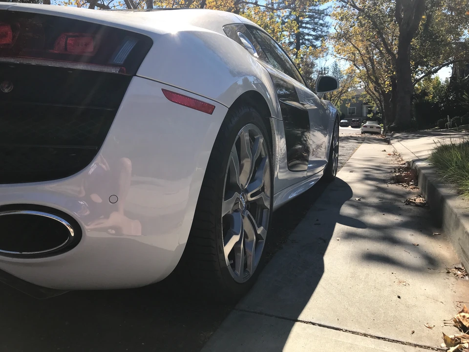 2010 Audi 42 R8 - Image 22 of 31
