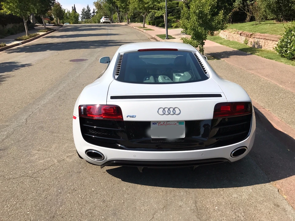 2010 Audi 42 R8 - Image 12 of 31