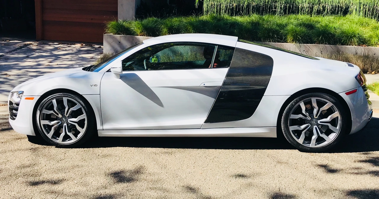 2010 Audi 42 R8 - Image 6 of 31