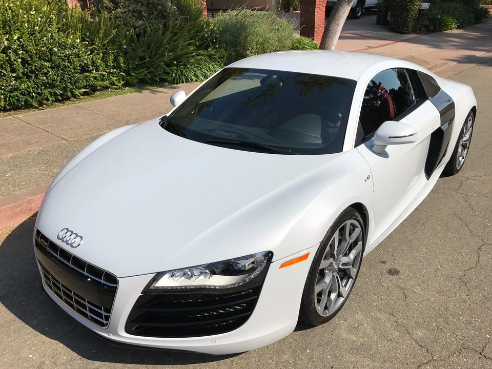 2010 Audi 42 R8 - Image 3 of 31