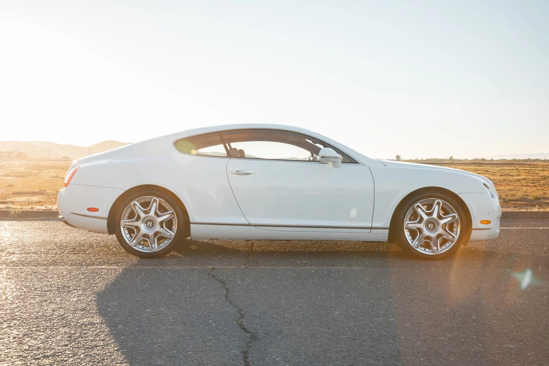 2010 Bentley Continental GT Speed 1st Gen - Image 17 of 31