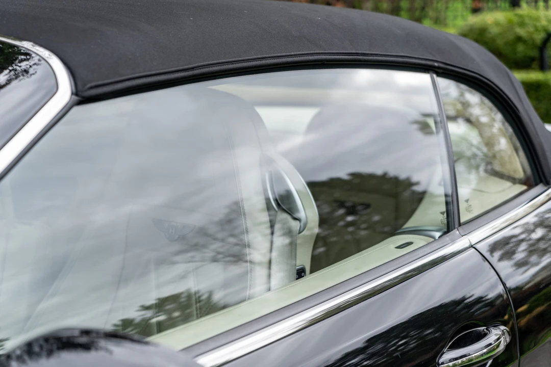 2010 Bentley Continental GTC - Image 25 of 31