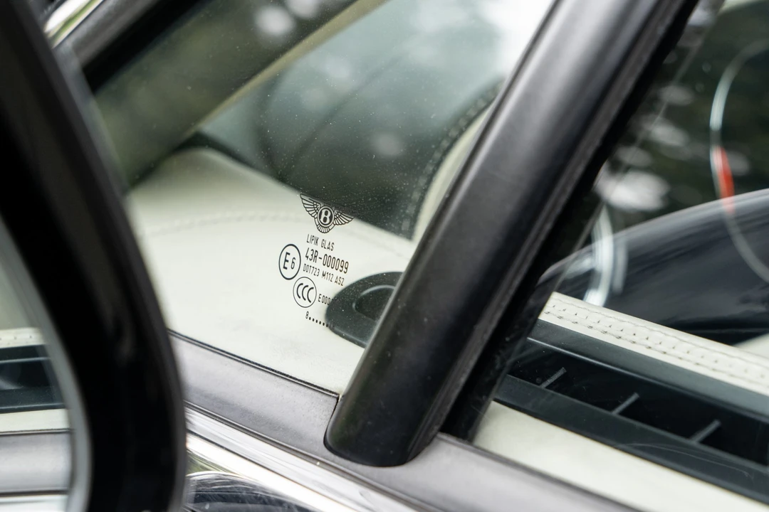 2010 Bentley Continental GTC - Image 23 of 31