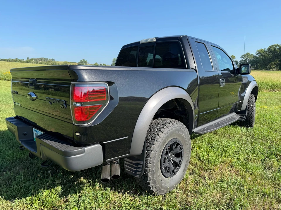 2010 Ford F-150 Raptor 12th Gen - Image 9 of 31