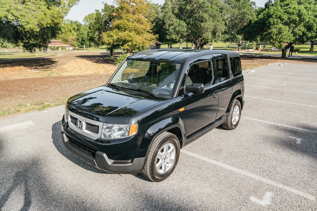 2010 Honda Element - Image 4 of 31