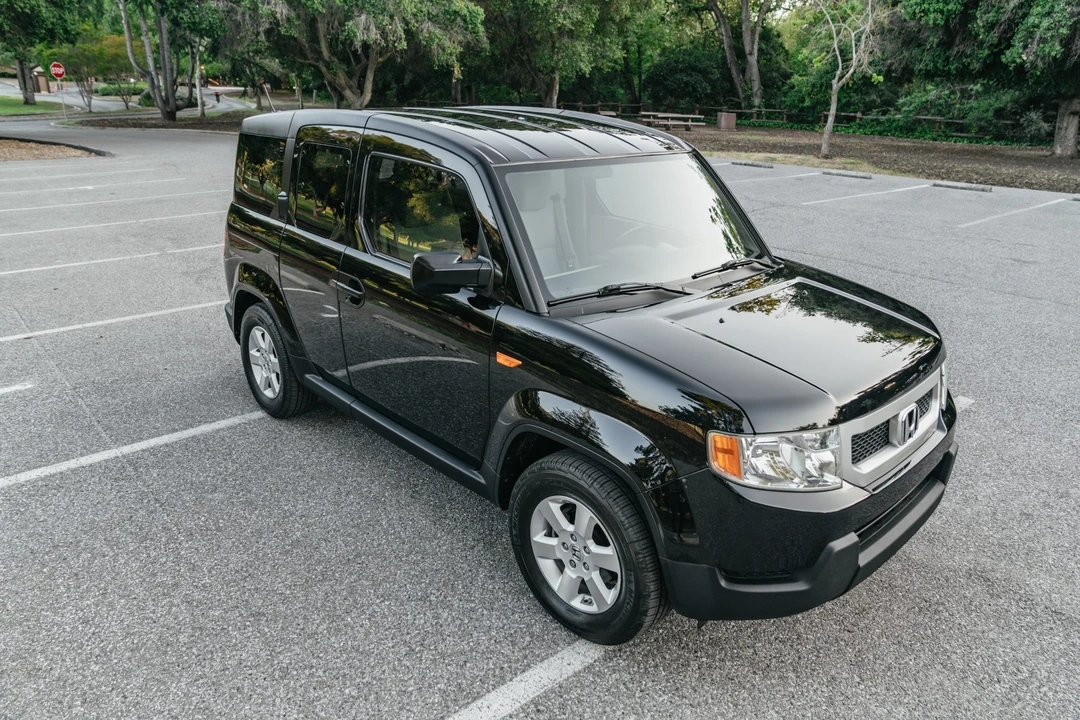 2010 Honda Element - Image 15 of 31