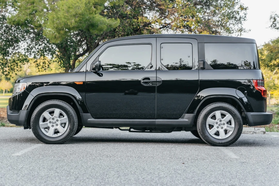 2010 Honda Element - Image 5 of 31