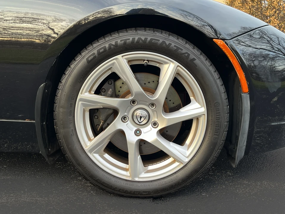 2010 Tesla Roadster - Image 26 of 31