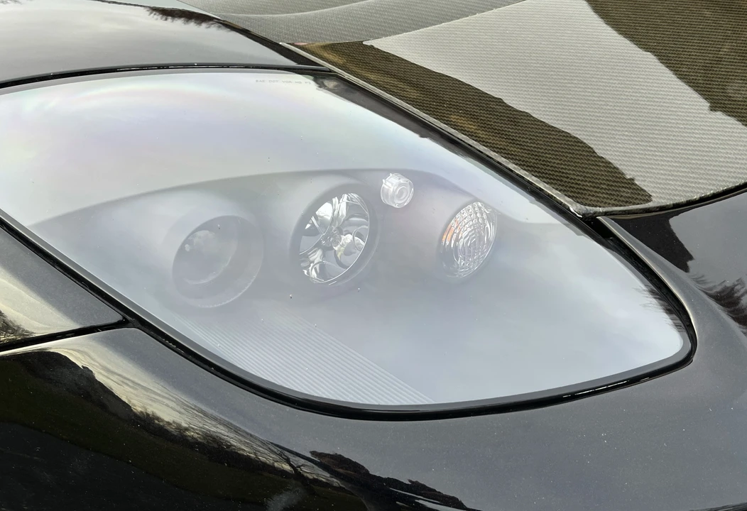 2010 Tesla Roadster - Image 12 of 31