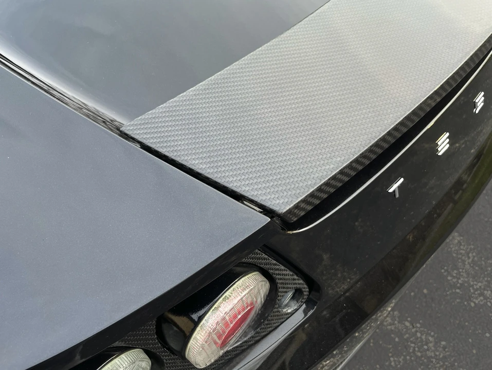 2010 Tesla Roadster - Image 16 of 31