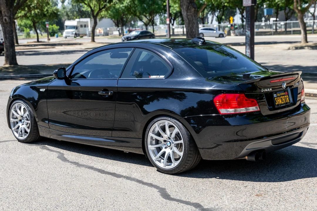 2011 BMW E82 135i & 135is - Image 7 of 31