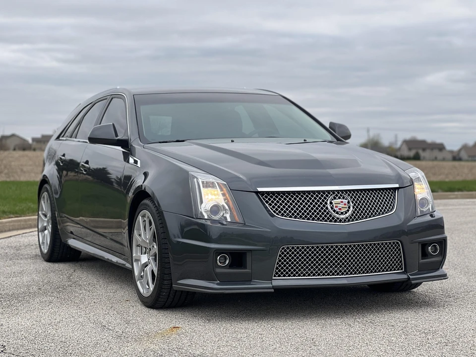2011 Cadillac CTS-V 2nd Gen - Image 13 of 31