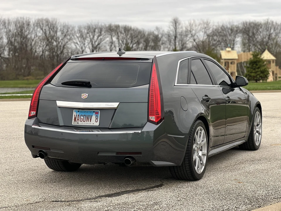 2011 Cadillac CTS-V 2nd Gen - Image 9 of 31