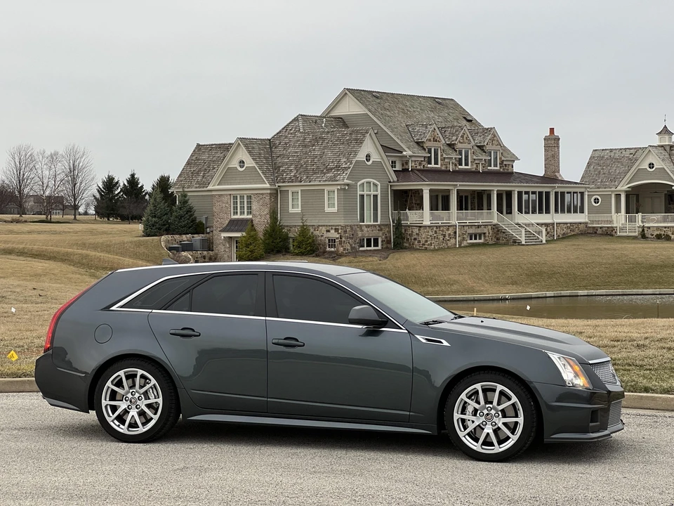 2011 Cadillac CTS-V 2nd Gen - Image 11 of 31