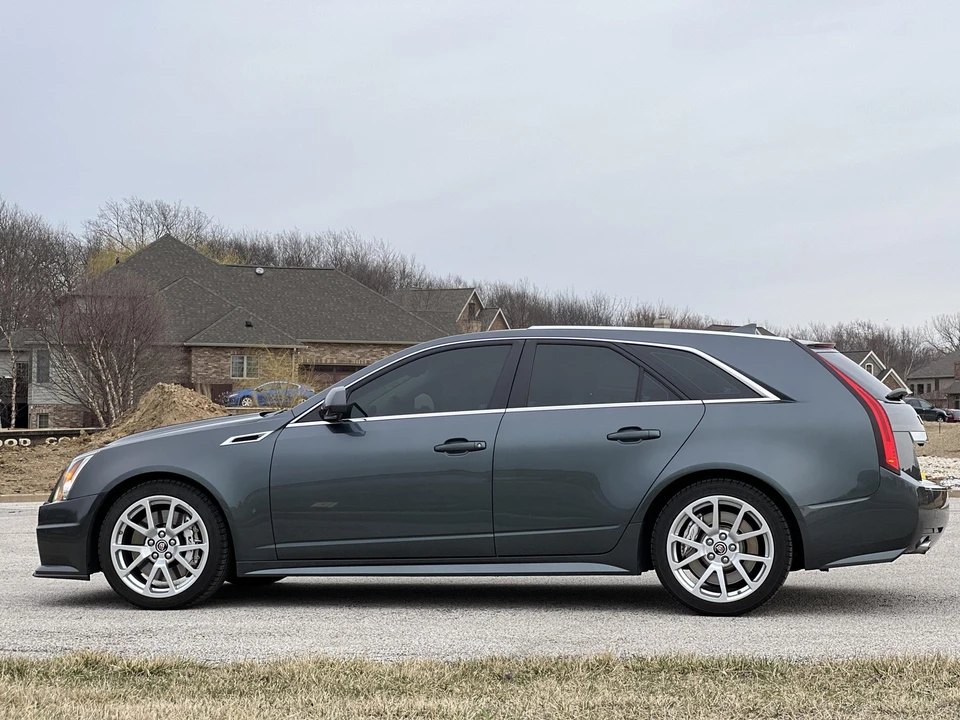 2011 Cadillac CTS-V 2nd Gen - Image 6 of 31