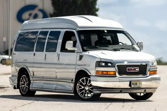 2011 GMC Savana 1500 Explorer Limited SE Conversion Van