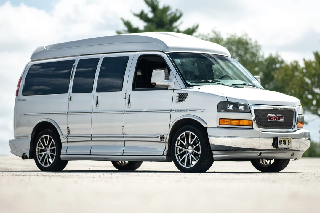 2011 GMC Savana - Image 31 of 31
