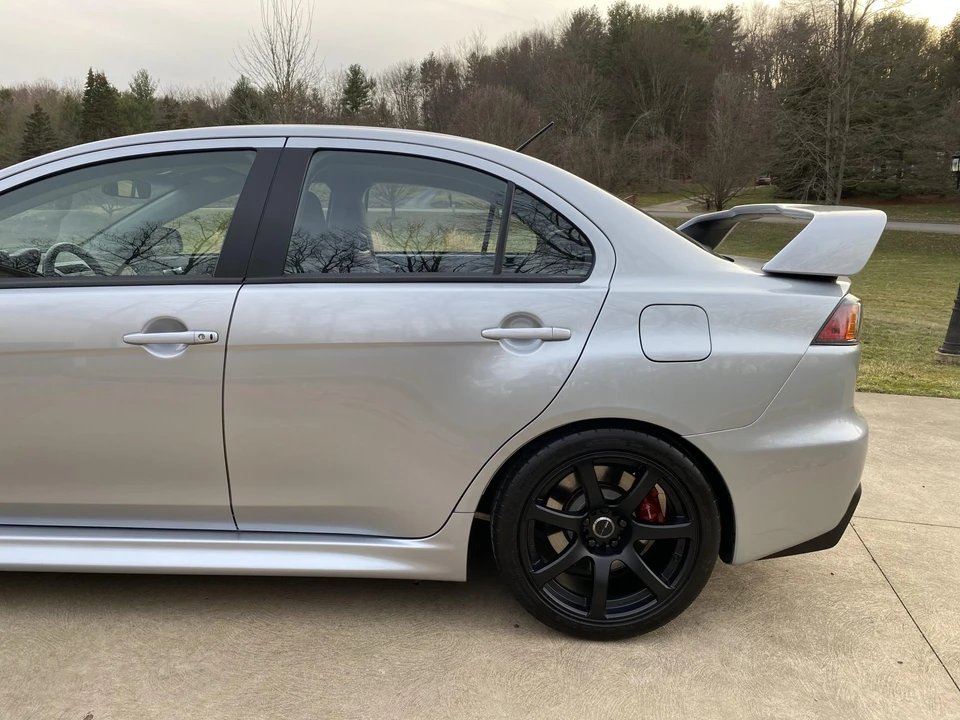 2011 Mitsubishi Lancer Evolution X 9th Gen - Image 17 of 31