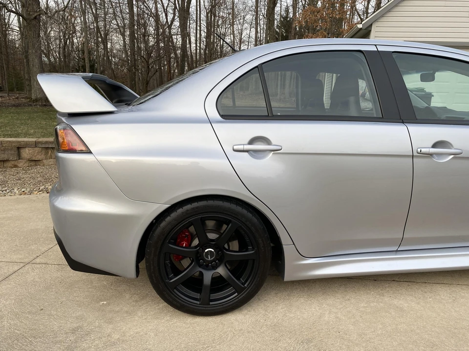 2011 Mitsubishi Lancer Evolution X 9th Gen - Image 18 of 31